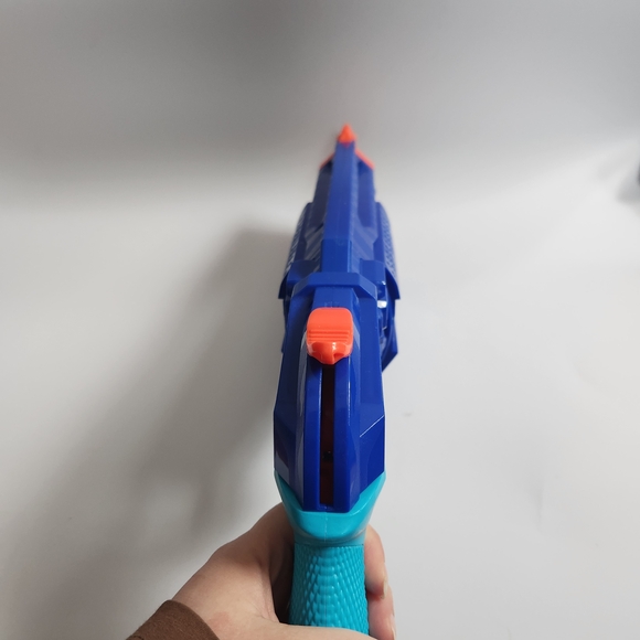 NERF Trailblazer Blue and Orange Blaster 8-Dart Gun With Extra Darts - Picture 6 of 7